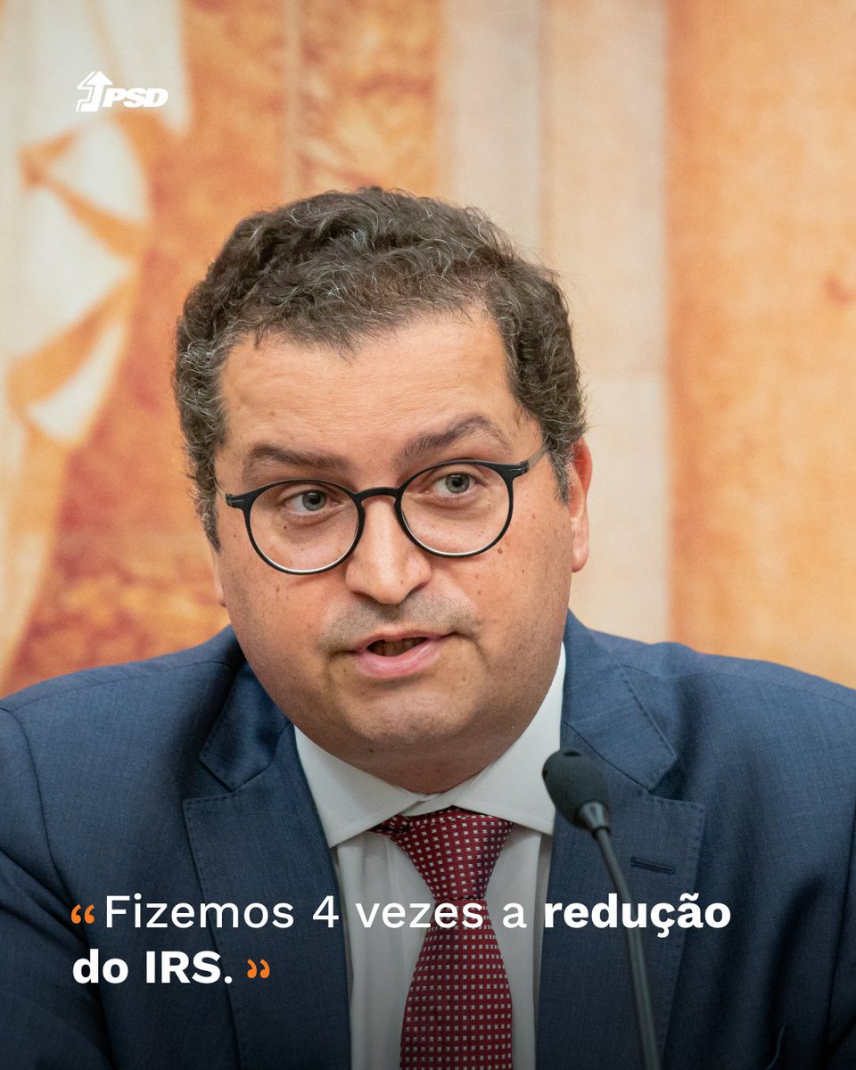 ppdpsd's tweet photo. 📉💰 Redução dos impostos em cerca de 3 mil milhões de euros

⬇️4️⃣ Diminuição do IRS, 4 vezes

👦🏻👩🏻 Mais de 100.000 jovens já beneficiaram da isenção do IMT e do Imposto de Selo

#portugal #politica #psd #impostos https://t.co/JuNntOusbi
