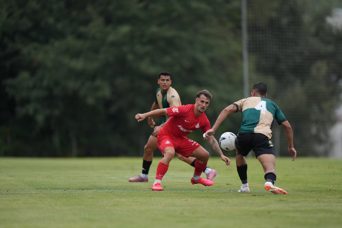 rtvandorra's tweet photo. ⚽El FC Andorra va empatar a zero ahir contra el Sabadell en un nou amistós de pretemporada

Va ser el primer cop que els tricolors es veien les cares amb un rival de la mateixa categoria, i els de Carles Manso continuen sense perdre després de sis partits https://t.co/aF4eMjt6IZ