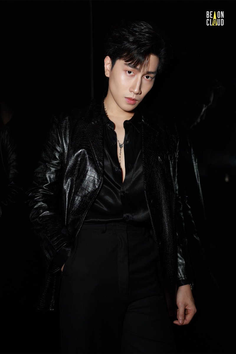 beoncloud_th's tweet photo. ไบเบิ้ล ร่วมงาน Smirnoff Sparkling Tea ชาซ่า 20+ Adult Only 📸✨

#สเมอร์ชาซ่าxBible
#สเมอร์ชาซ่า https://t.co/Lxi9t4P0U9