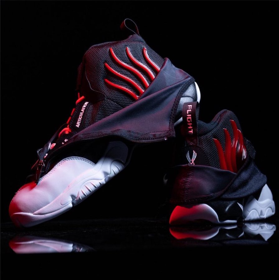 snkr_twitr's tweet photo. AD: EASY COP in sizes 8 - 13
Nike Air Zoom Flight 'The Glove'  

Shop -> https://t.co/wH6ve98GUU https://t.co/1nepdyolki