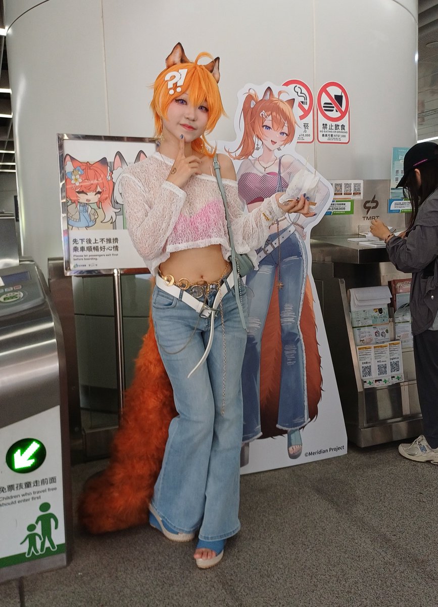 x48680's tweet photo. 上次子午捷伴的時候還不是子午粉，
這次趁著地利之便想說一定要來！
但前陣子都在忙大學服務隊的事情，
所以一直拖到���在

整趟看著這些、聽著大家的聲音，
嘴角真的下不來欸
而且還成功蒐集到我最想要的阿雷和租咪！
（第一張有彩蛋，我喬很久）
（租咪coser好漂亮😵‍💫）
（好玩愛玩，下次還去） https://t.co/CjiqVRkevG