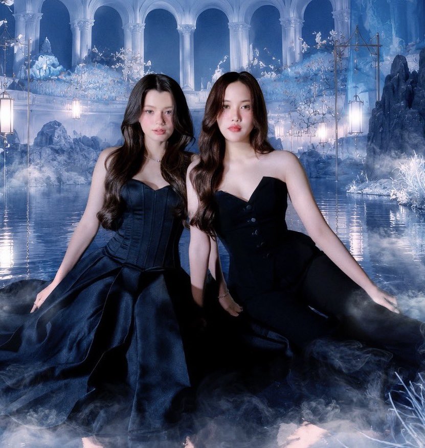 mywhitelilly_'s tweet photo. I WANT A COUPLE FANCON AHH 😭 https://t.co/vIK22MfYqL