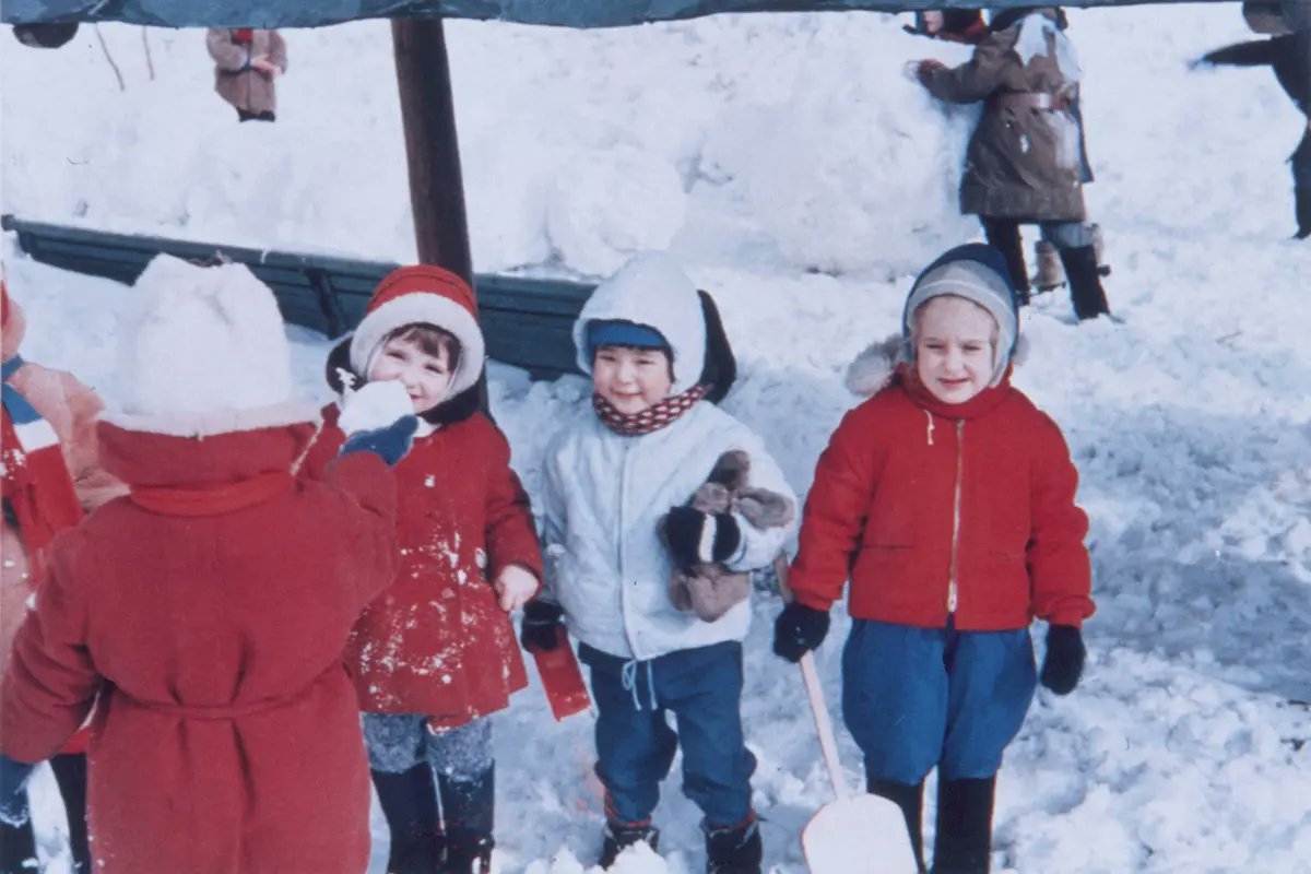 PicturesUssr's tweet photo. Masako Owada (current Empress of Japan) at a kindergarten in Moscow, USSR, 1967 https://t.co/AcRQhj8VK1