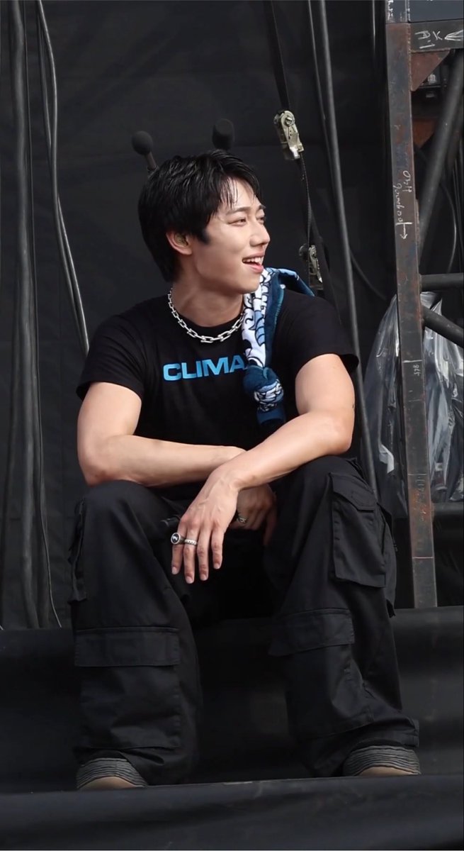 a_pu_oxo's tweet photo. 天才ショット https://t.co/NIHUGSubKm