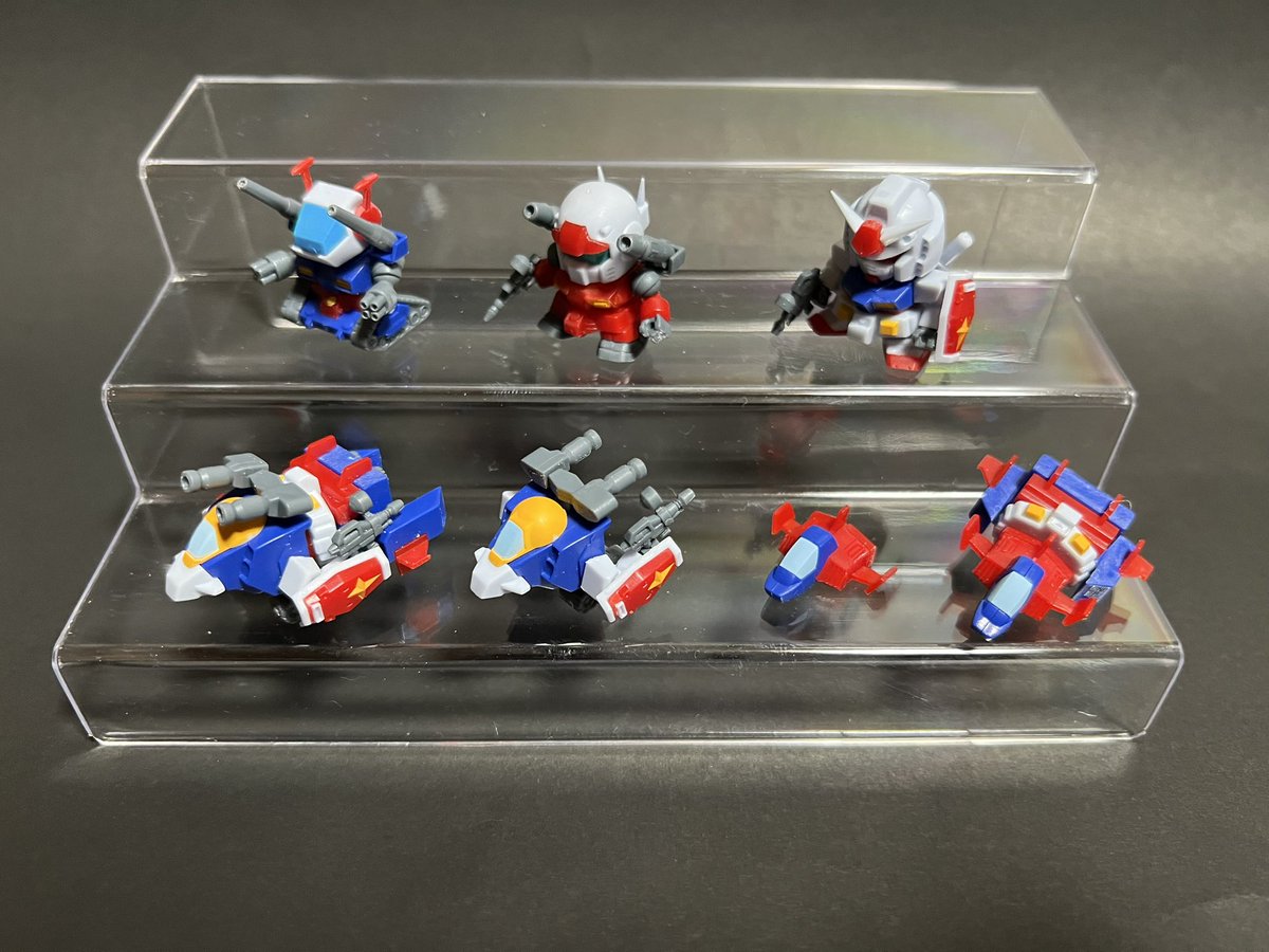 Bluefox59209559's tweet photo. ダメだと思いつつ、ガンダムビスケットこれだけパチ組みしちゃいました😅
痛みが出てきたのでもう限界、これにて終了〜😂😣 https://t.co/AdkquphCl2