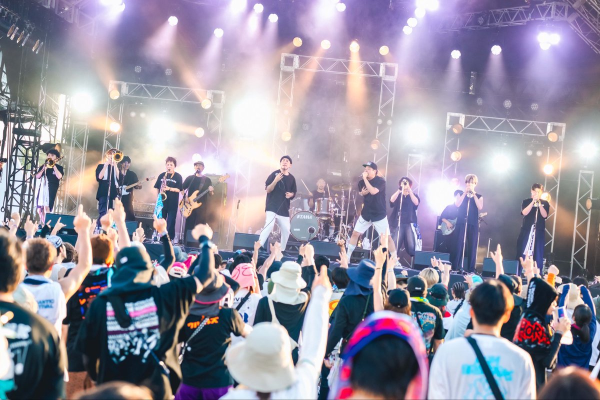KameThss's tweet photo. 素敵な写真をたくさん撮っていただきました📸

ありがとうございます‼️

OSAKA GIGANTIC MUSIC FESTIVAL 2026   
- THANKS 10TH GIGA -      

8/1(sat) EPOCH STAGE   

photo by @macoj5

#skaskaclub
#スカスカクラブ https://t.co/VJdmP0EWL9