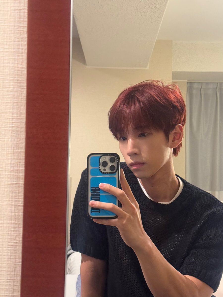 _sungkook's tweet photo. 비하인드 <3 https://t.co/E33etiyq2L