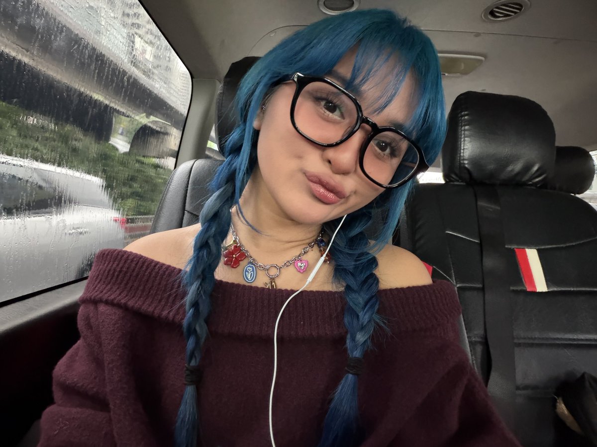 anqelaken's tweet photo. i luuvvvv braidssss https://t.co/0Hr5rNnQTn