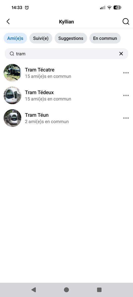 Juanitaaaz's tweet photo. @k31251a Ptdrrr , moi jsuis ami avec les trams de Lyon https://t.co/3e9DNxVwW9