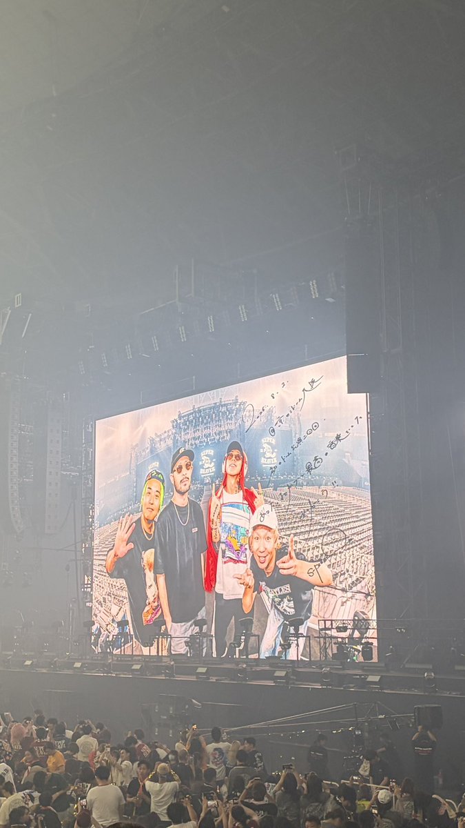 y_1003a's tweet photo. 都会のラクダ DOME TOUR 2026
📍京セラドーム大阪 Day2

最高だったーーーーー！！
会場の盛り上がりとんでもなかった、、、

ぶーやんが何回も何回も煽るから、こんなに声出したことないってくらい叫んだ。
叫びすぎで汗だくなった。

なるべく長くを共にしたい！！ https://t.co/PkRG5y3bY4