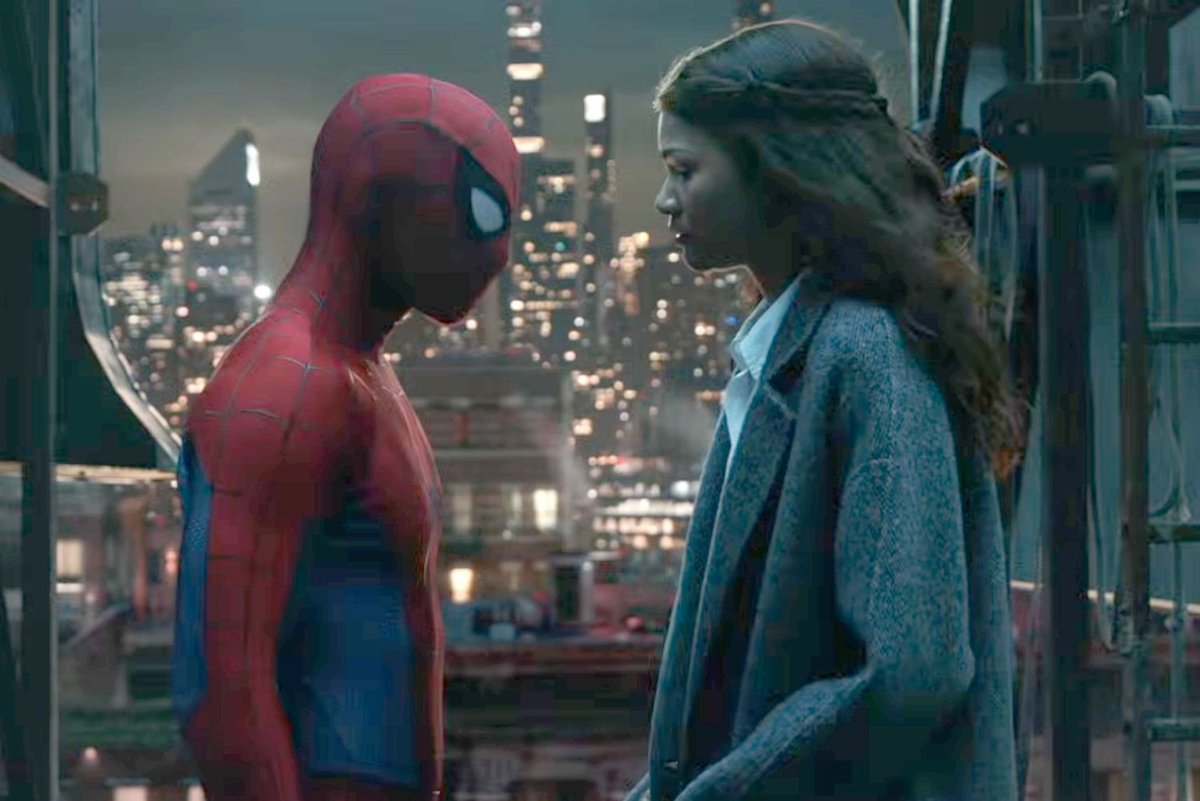 Sksj002's tweet photo. Jean Grey already explained Spider-Man: Brand New Day's ending 10 years ago in X-Men: Apocalypse.

Back then, Jean said she could only restore the memories she could reach after entering Wolverine's mind.

In Brand New Day, Jean enters Peter's mind and restores fragments of MJ's memories. That's why MJ is drawn back to Peter's rooftop, smiles while holding the Black Dahlia necklace, and breaks down when Jean freezes New York.
