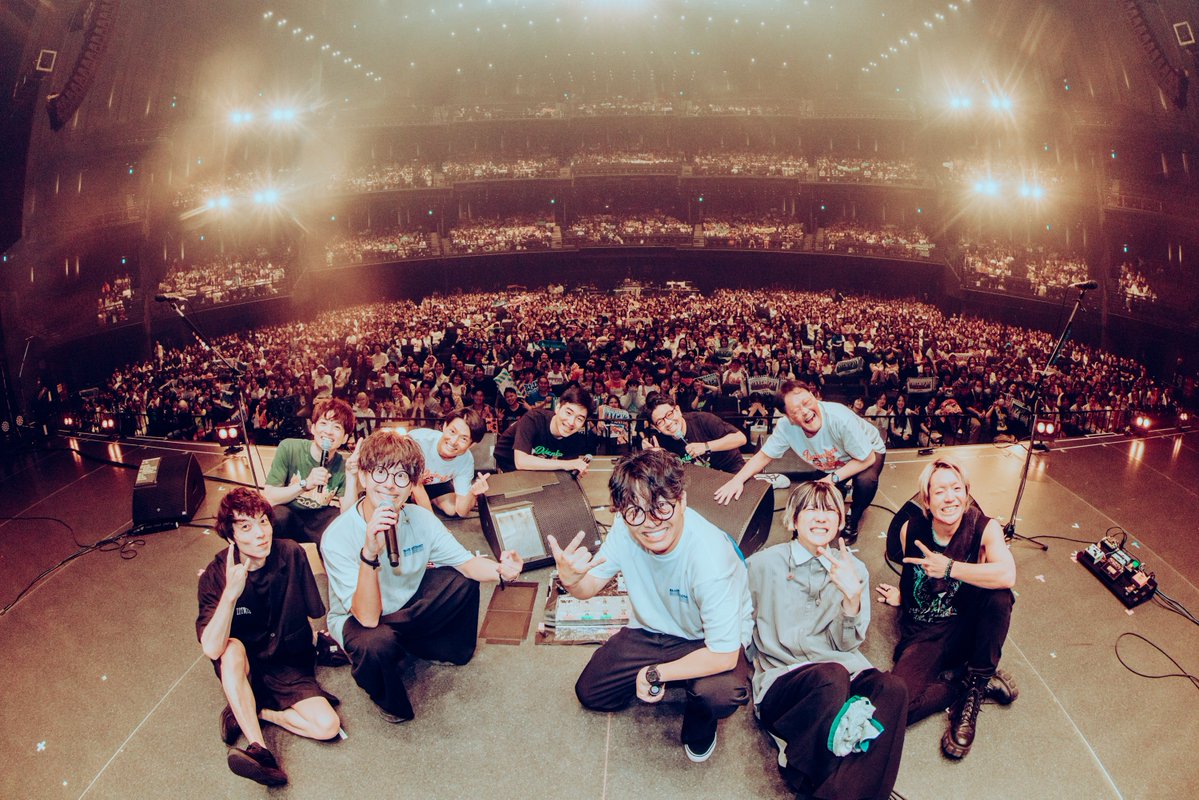 daibakushow_y's tweet photo. 「一本締めの回」の集合写真はコチラ！！
「また来年集まろうの回」も到着次第皆様にお届けします！！

#DAIENKAI2026
#DAIENKAI https://t.co/JT9D0t55OR