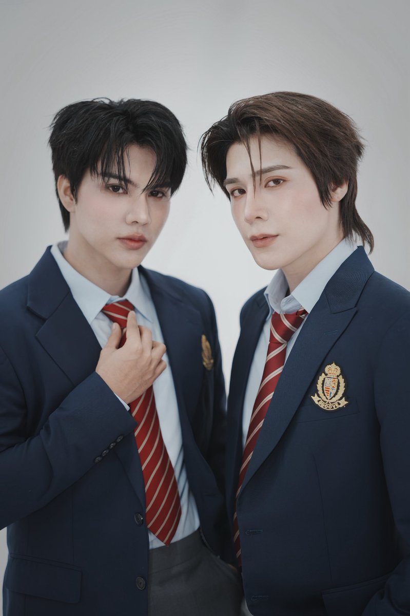 KickStart_ent's tweet photo. ⚠️ Warning: You might fall in love before the first class. 🤫

FortPeatLiveTaobao
#ZhenlicoffeexFortPeat https://t.co/Kjfq2MDC6h