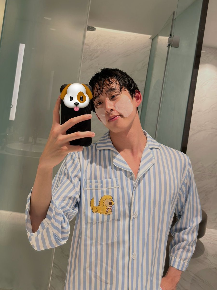 laoong_namm's tweet photo. ห้ะด้วยคน 😵‍💫 https://t.co/9sNNckfaGz