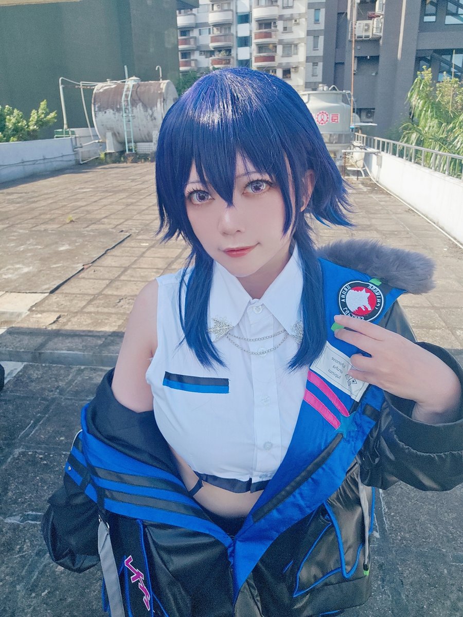 chloelissam's tweet photo. 暑すぎる https://t.co/mdadPW6djl