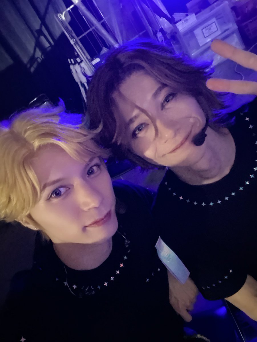 Ryo_Kitamu's tweet photo. #あんステ 10thLIVE
北九州公演、無事に終えることが出来ました！
ご来場、誠にありがとうございました！

このステージからの景色は、当たり前じゃなくて
奇跡の積み重ねでたどり着いた場所だと思います。
まずは4公演、本当にありがとう♪

まだまだ走るわよォ〜！ママもつかまえて♪ https://t.co/5rvMiYw0ng