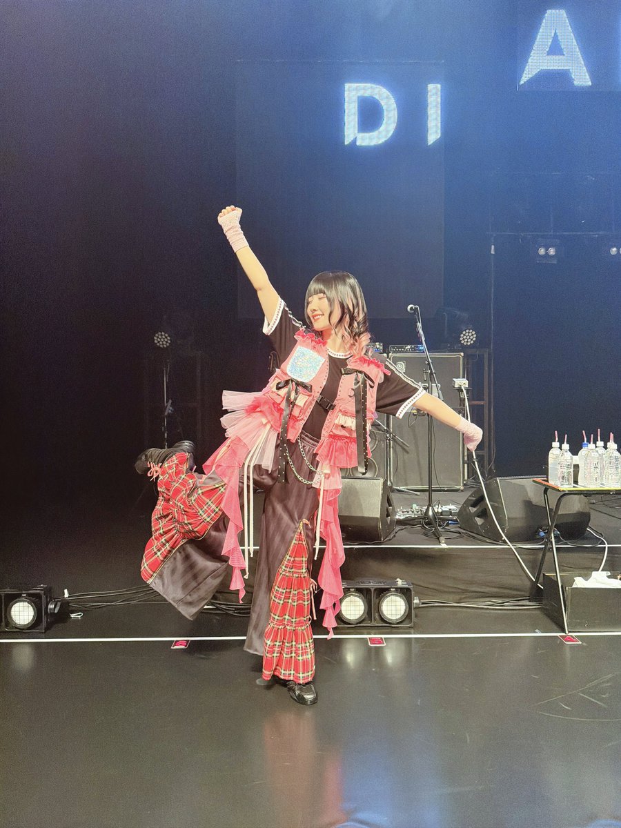 uchiyama_yurina's tweet photo. 最高の夏！！！！

私たちとの時間を選んでくれてありがとう！！！

また、会いましょう！！！！！！！！
#ダイアローグ https://t.co/aChdqpRO6r