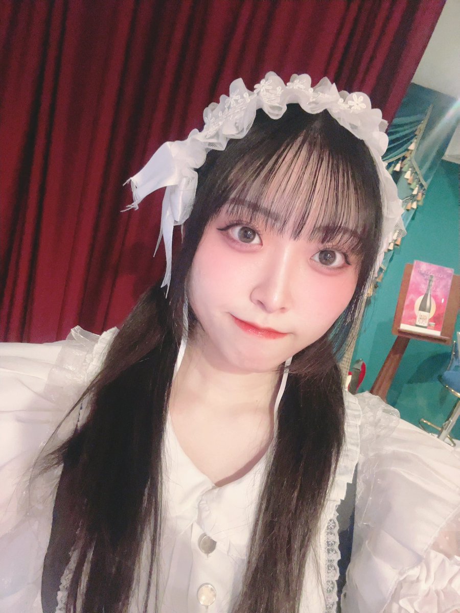 charilu_sakra's tweet photo. 🩶おきゅおわ🩶
本日はご来館ありがとうございました♪
ドリンク、推し、チェキ、限定お給仕もとっても感謝です・°°・(＞_＜)・°°・。

ぷらすの方ともたくさん初めましてできて嬉しかった‼︎優しくしてくださってありがとうございました😭

次回は8/5 18時〜お給仕予定
＃コンカフェ　#自撮り界隈 https://t.co/htJD6LhaEd