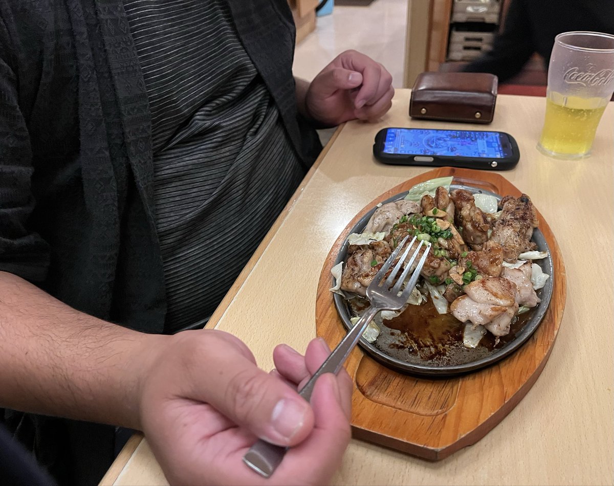 watetsu712's tweet photo. #今日のグラトニー

この数時間前にゴーゴーカレーでダブルカツカレー特盛シャオエッセントッピング食ってます https://t.co/6jthJoZBRe