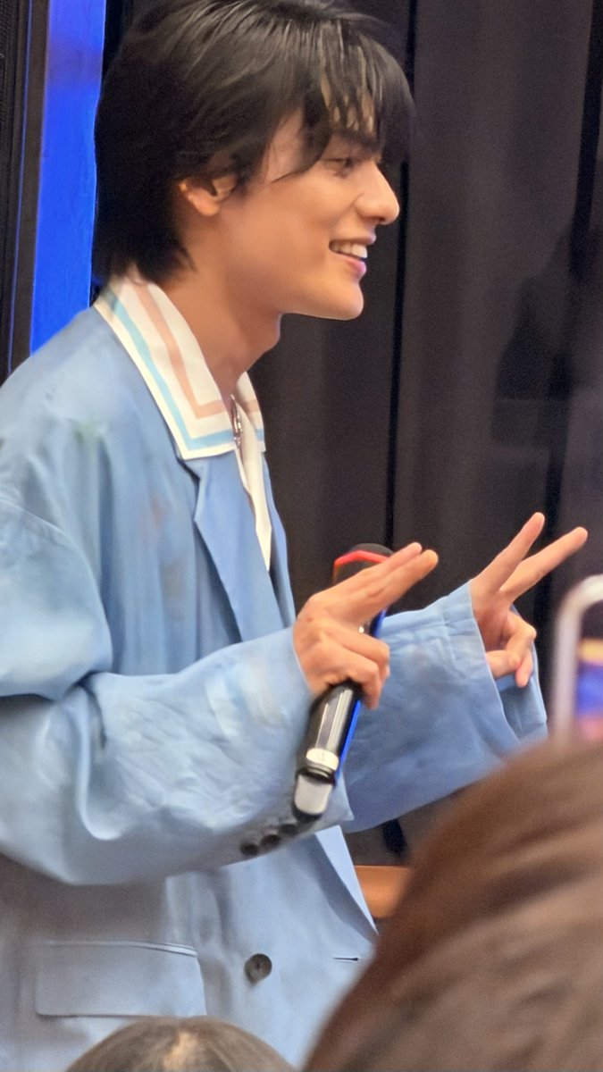 sinao_96's tweet photo. #マニア感謝祭2026
横顔🫶🫶🫶🫶 https://t.co/xJmSfU9OPc