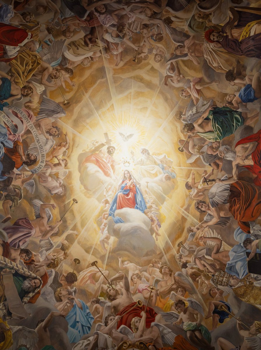 Raul_Berzosa's tweet photo. Hoy es la fiesta de Nuestra Señora de los Ángeles.
   
Hace 12 años estaba finalizando esta pintura situada en el techo del Oratorio de Santa María Reina. https://t.co/1DFoJsgX1H