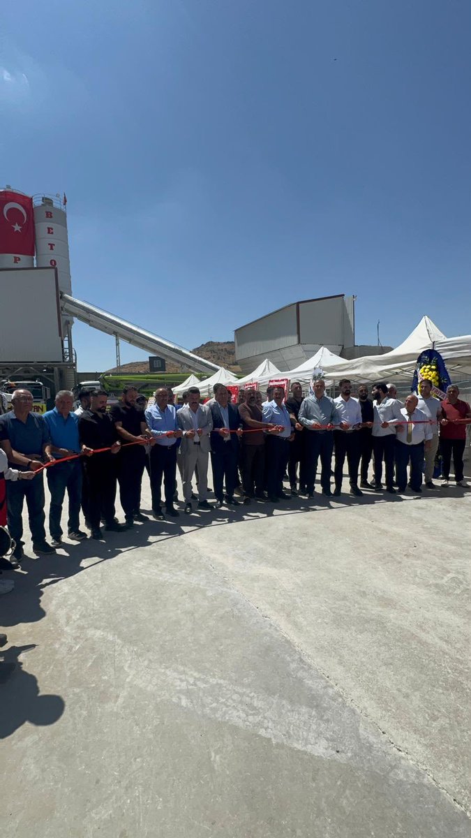 Fatih__Bildik's tweet photo. Bölgemizde faaliyet gösteren Doğan Alp Grup Hazır Beton Firmasının hizmete başlattığı yeni tesisin açılışını gerçekleştirdik.

Firma sahiplerine hayırlı olsun..

#KalbimizAltındağ 

@akaltindag https://t.co/HAy0w3RvUC