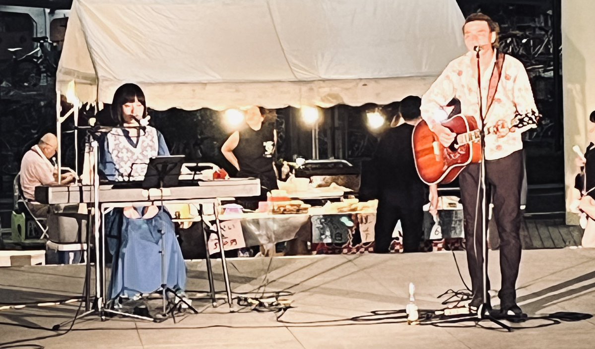 ponta_kun2's tweet photo. 今日はこちらで復活のUtaco.ステージ
#土浦キララまつり2026
 #Utaco. 
#浜小路ヨハン
土浦駅前で行われる地元のお祭りの音楽ステージに登場👏
自身のステージとヨハンさんのステージにも呼ばれピアノとコーラス。
いずれも素敵なパフォーマンスでした。 https://t.co/ELT8YHtzZT