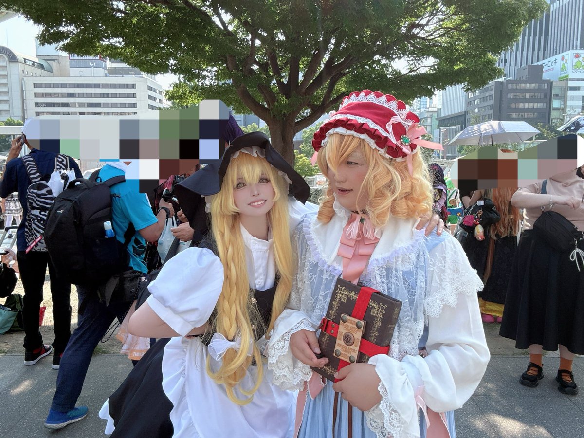 MarisaAlice1015's tweet photo. 夏本番のコスサミ2026、東方から魔理沙＆アリス爆誕⚡️🎀
八卦炉と人形遣い、コンビ復活だぜ！
◆魔理沙／小熊さん(@00_koguma)
◆アリス／M.K&amp;A.M(@MarisaAlice1015)
#コスサミ #コスサミ2026 #WCS2026 https://t.co/gKtXAVaeJk