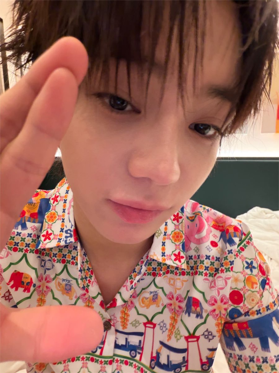 jiheonbabe's tweet photo. @udaYUNHO liat mas berondong mantep ku https://t.co/yYWeyB52ZU