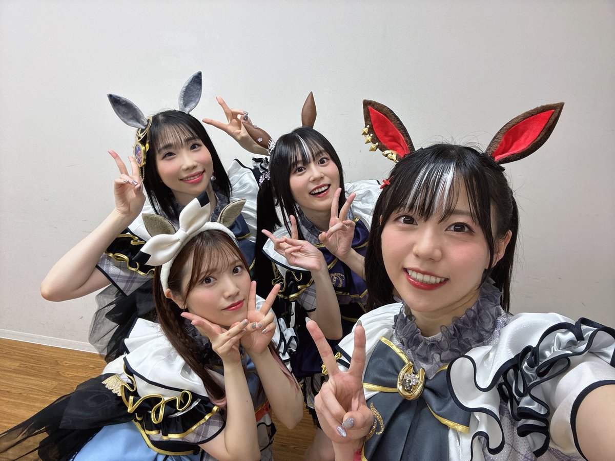 natsume_hina's tweet photo. #TIF2026 にお越しの皆様〜！
暑い中応援に駆けつけてくれて本当にありがとうございました🍉

久しぶりの6th衣装でパフォーマンスをさせていただきました！

そしてー！！！！
念願のめにしゅきが踊れて大満足ー！！
おいしいパートを歌わせてもらいました♡

乗り込みイベント初めてだったけど、楽しすぎたのでまたお邪魔したいな。

#ウマ娘
