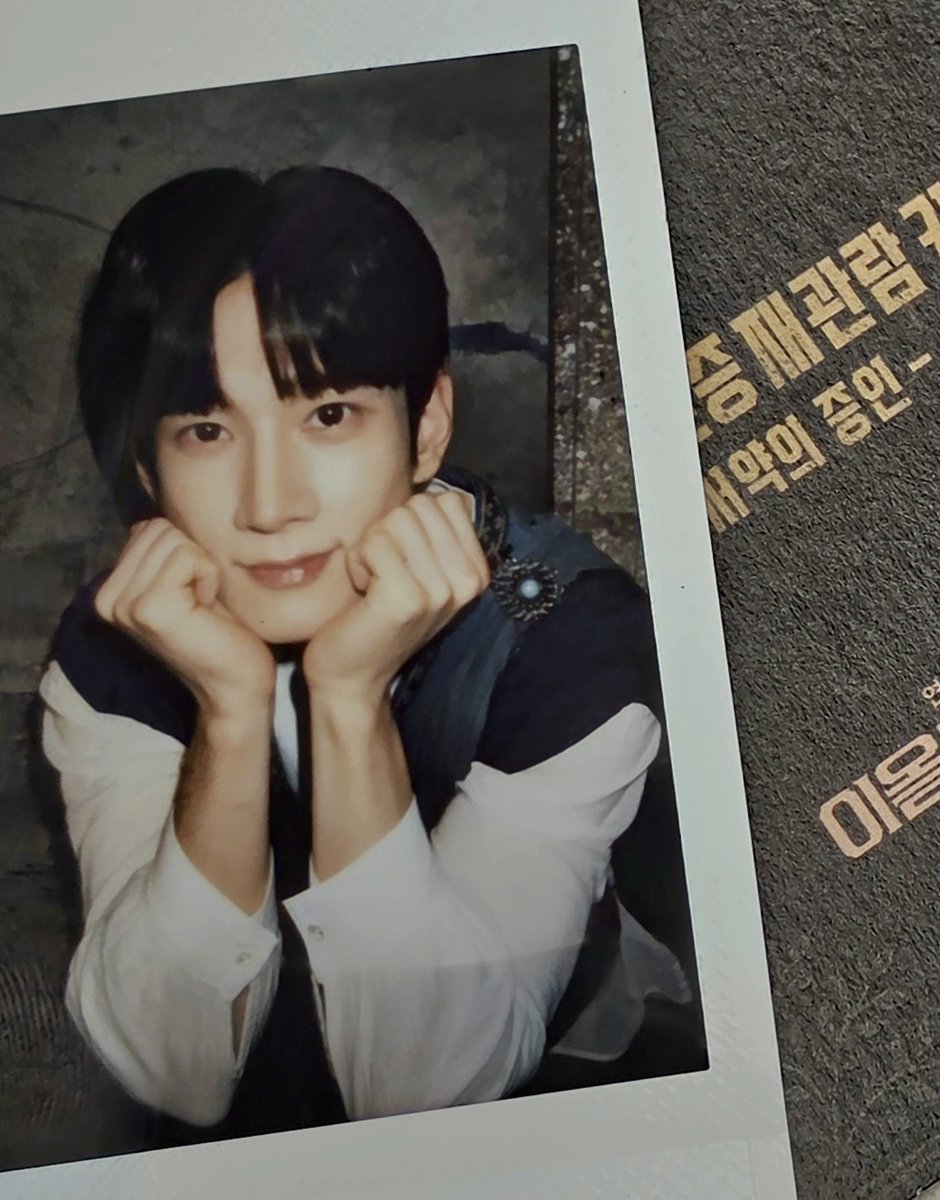 sio0o_2's tweet photo. #너의_폴라가_나의_폴라가_되게_해달라고​
#나의_폴라가_나의_지갑을_지키지_못한_거야
#난_기도했어_이번만은_성공할_수_있기를
#폴라_뽑잖아_방해하지마
#넌_매번_폴라를_뽑잖아 

사령관님 애교 개껴🫪🫪 https://t.co/RbQysZnfhT