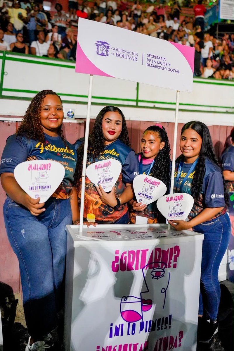 secmujerbolivar's tweet photo. 🎺 En FestiBandas, desde la Plaza de Todos en Cartagena, llevamos nuestra campaña #NiLoPienses, invitando a reflexionar sobre la importancia de prevenir las violencias contra las mujeres y construir entornos seguros para todas. https://t.co/GAiVfi2Ep5