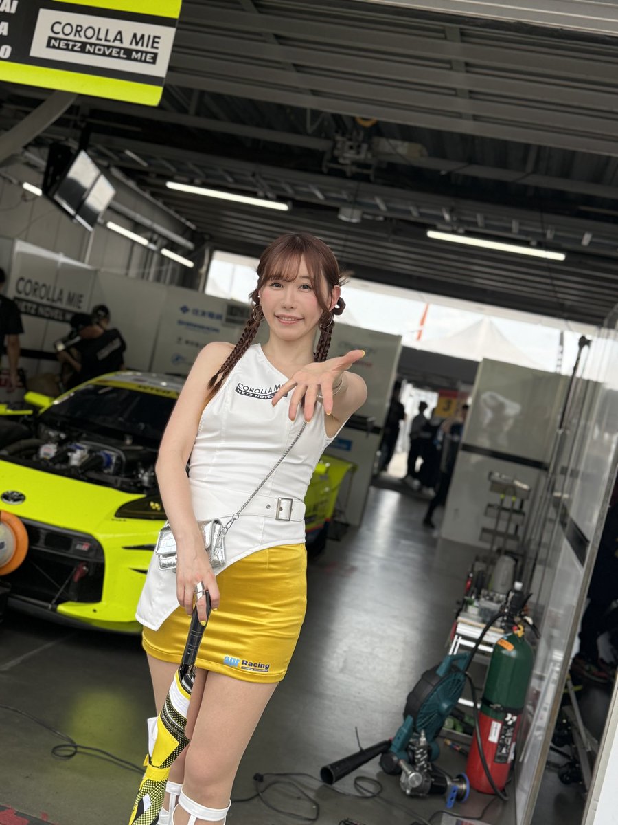 supergt5555's tweet photo. @mtwtfss0114 ピットウォークありがとうございました🙏
暑い中お疲れ様でした！ https://t.co/Vk1lK1bEth