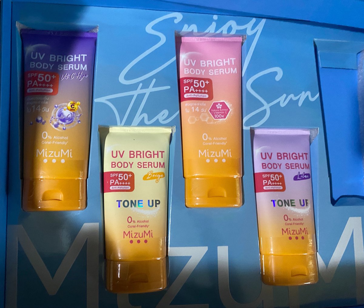 talalandd's tweet photo. 📌WTS / ขาย

กันแดด Mizumi UV Body Sunscreen 
ชิ้นละ 100บาท  ส่งฟรีค่ะ  

กันแดด Mizumi หน้า 230 บาท ส่งฟรีค่ะ
#ช้อปช่วยติ่ง 
#mizumi https://t.co/4gkHajac1v