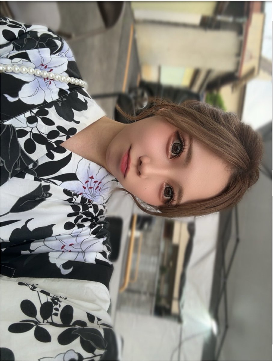 dddbbb_666's tweet photo. 今年は清楚のつもり😀 https://t.co/psWtk9yeAO