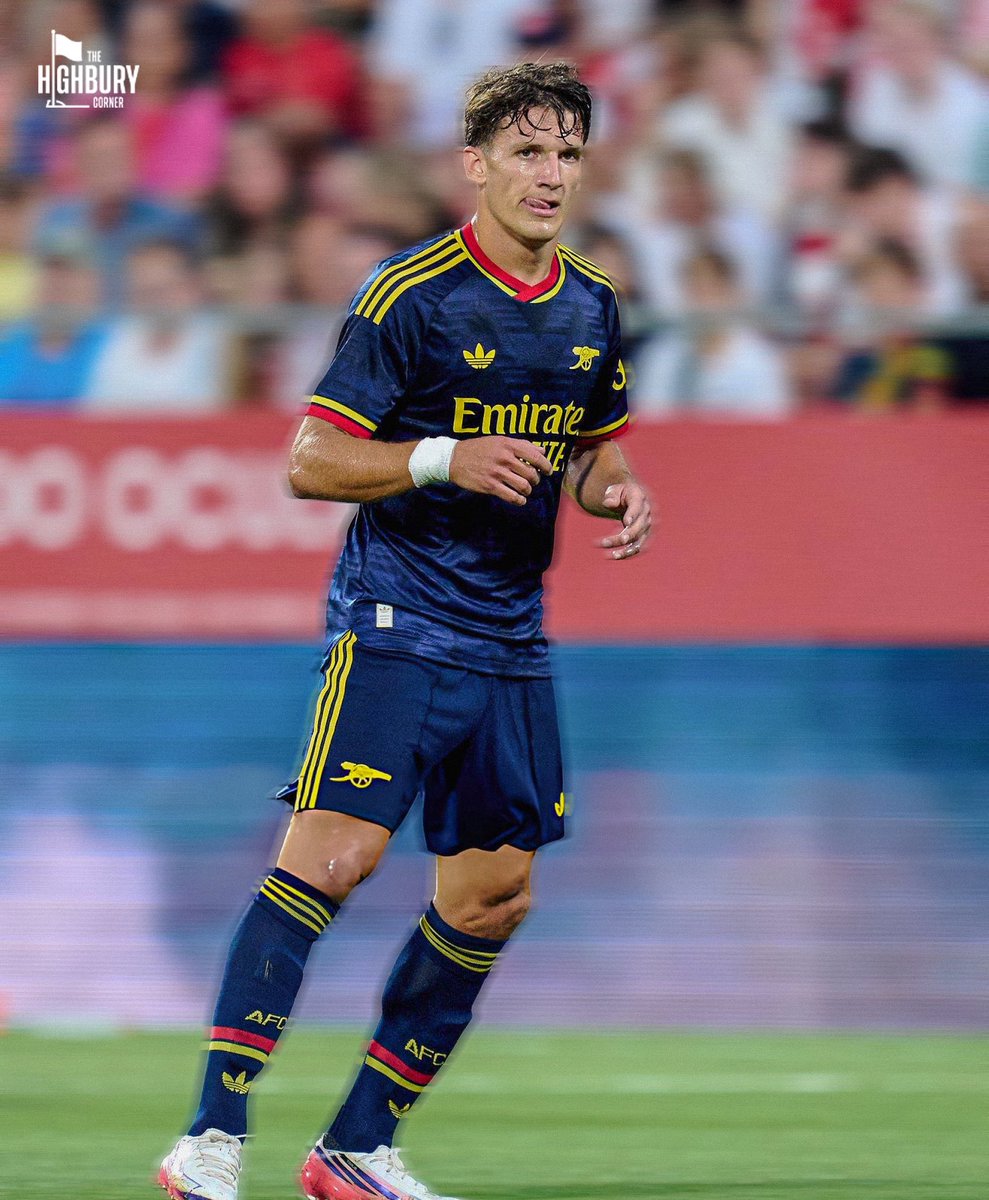 HighburyCorner_'s tweet photo. Christos Tzolis in his Arsenal debut against Girona last night:
- 1 goal
- 1 chance created
- 83% pass accuracy
- 100% long ball accuracy
- 17 carries
- 100% aerial duels won
This is just the beginning. 🤩 https://t.co/qnkQJZD9J8