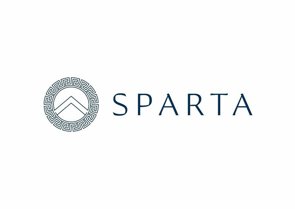 ActuFoot_'s tweet photo. 🚨🚨 SPARTA CAPITAL, fonds d’investissement basé à Londres 🏴󠁧󠁢󠁥󠁮󠁧󠁿 dirigé par le Français Franck Tuil 🇫🇷, ET PARK BENCH, fonds de capital-risque américain basé à San Francisco 🇺🇸, RACHÈTENT 100% DES GIRONDINS DE BORDEAUX !!!!! 💙🤍

DOMINIQUE DELPORT NOUVEAU PRÉSIDENT DU CLUB !!! 👔

𝗟𝗘 𝗖𝗢𝗠𝗠𝗨𝗡𝗜𝗤𝗨𝗘́ 👇
« Nous sommes aujourd’hui au début d'un nouveau chapitre pour le FC Girondins de Bordeaux. Chez Sparta, au cours de ces six derniers mois, nous n'avons cessé de poser une seule et même question : que faudra-t-il pour ramener Bordeaux là où est sa place, au sommet du football français ? Nous avons rencontré des experts et des investisseurs venus du monde entier. Parmi eux, un groupe partageait notre vision et nos valeurs. Nous sommes fiers d'accueillir Park Bench comme partenaire stratégique de cette aventure.

Nous éprouvons un immense respect pour l'histoire de ce club. Bordeaux est l'un des grands noms du football hexagonal : une tradition fière, un centre de formation reconnu, des générations de joueurs d'exception, un ancrage au cœur de sa ville et de sa région. Nous mesurons la responsabilité qui accompagne l'entrée dans cette histoire, et nous savons qu'un club est bien plus qu'un bilan comptable. Notre mission est claire : honorer le passé tout en bâtissant l'avenir, avec patience et avec rigueur.

Notre priorité immédiate, c'est la stabilité : la gouvernance, la vision et le savoir-faire pour avancer avec confiance. Cela passe notamment par un dialogue ouvert et constructif avec la DNCG, dont la procédure suit son cours. Nous respectons le rôle essentiel qu'elle joue dans la préservation de la santé du football français à long terme, et nous nous engageons à travailler à ses côtés pour démontrer la solidité et la pérennité financières dont ce club a besoin. La reconstruction prendra du temps, mais Bordeaux dispose de toutes les fondations pour renaître.

À travers toutes les tempêtes, la fidélité des supporters bordelais a été tout simplement extraordinaire. Leur passion a porté ce club dans ses heures les plus sombres, et nous voulons qu'ils le sachent : ils seront au centre de chacune de nos décisions. Le centre de formation, la ville, toute la communauté des bords de Garonne et le maillage des clubs locaux partenaires — voilà ce que nous aimons, et ce que nous sommes venus renforcer pour les générations à venir.

Nous remercions le maire de Bordeaux, Thomas Cazenave, et son équipe pour le rôle décisif qu'ils ont joué dans la réalisation de cette transaction. La volonté de la ville de soutenir le club constitue l'un des piliers du succès futur des Girondins, et nous nous réjouissons à la perspective de poursuivre un dialogue fructueux avec la ville et la métropole dans les années à venir.

Nous tenons aussi à remercier Gérard Lopez, qui a accepté de travailler avec Sparta Capital afin de trouver de nouveaux investisseurs capables d'assurer la continuité du projet et de poursuivre le développement des Girondins de Bordeaux. Sans son engagement personnel et son soutien jusqu'aux derniers instants, cette opération n'aurait pas pu aboutir.

Le chantier est immense, et nous ne faisons qu'une seule promesse : l'aborder avec humilité, transparence et détermination. Ensemble — avec nos supporters, nos joueurs et joueuses, nos salariés, nos partenaires et toute notre région — nous rendrons sa fierté à ce club historique et bâtirons un avenir digne de son passé mythique. Le travail commence maintenant. Allez les Marine et Blanc. Allez Bordeaux. »