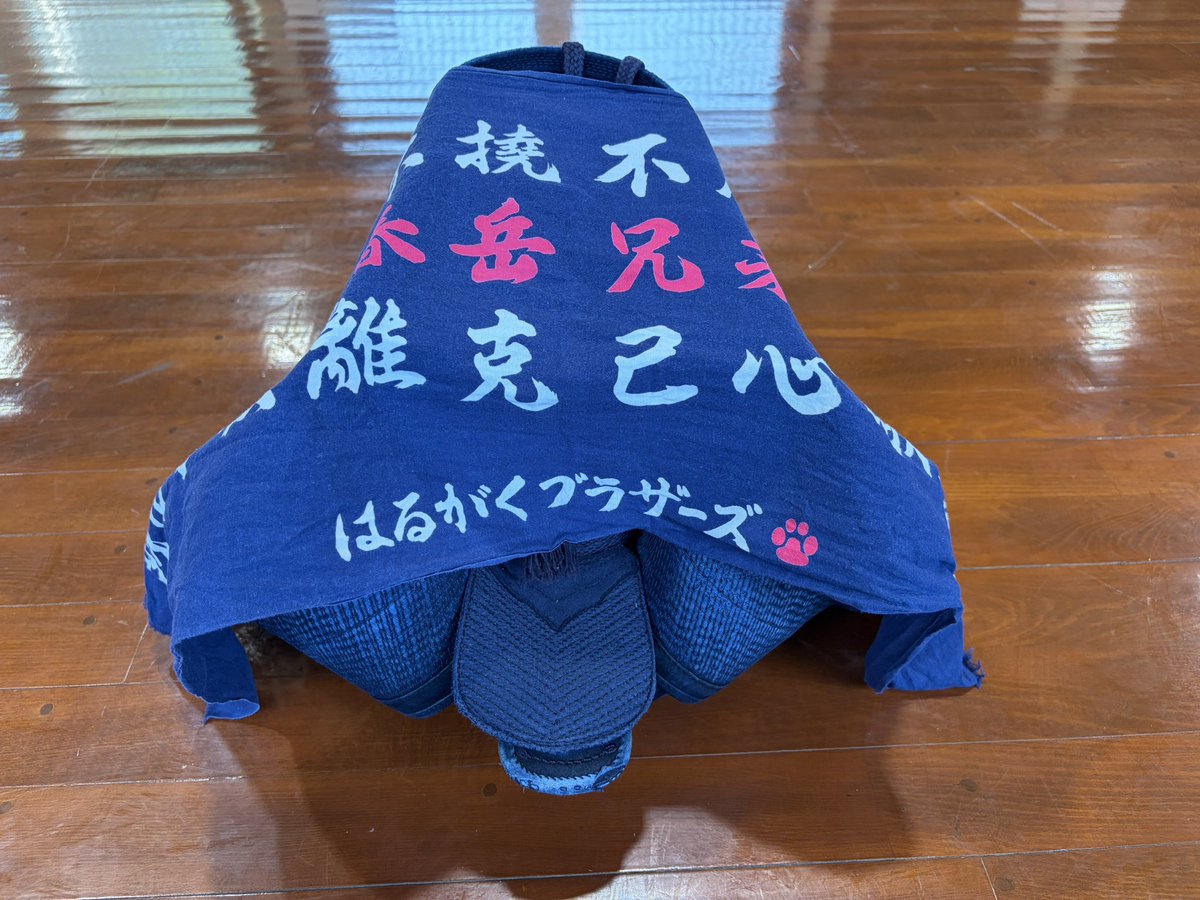 OjOdan877's tweet photo. 午前中、櫻で稽古🌸
面打ち自体は悪くない、相面になると軌道変わって100%差し込まれるのが課題
しかし暑かった💦
これから2部練、体力持つかどうか…笑
#61 https://t.co/79qFavCGKn