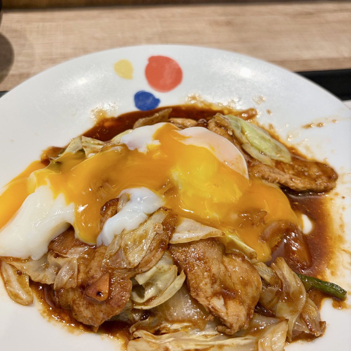3Ldaz's tweet photo. @matsuya_foods 半熟玉子で食べた⸜(*˙꒳˙*)⸝美味しかった https://t.co/oGssuhuqCv