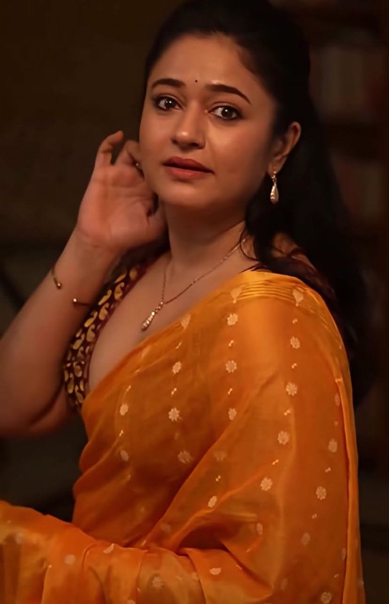 Chennaipatrika's tweet photo. #Poonam #PoonamBajwa @Poonam @PoonamBajwa
#BollywoodBeauty #FashionIcon #CelebrityStyle #Gorgeous #actresslifestyle #Kollywood #tollywood #bollywoodstyle #bollywoodbeauty #bollywoodqueen #sandalwood #chennaipatrika #entertaiment #BollywoodStyle #sandalwood
@Chennaipatrika https://t.co/AE9glV2Sh8