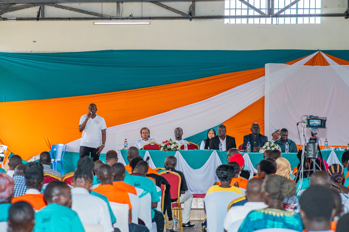 PortsSacco's tweet photo. Ports DT Sacco brought together members across the region—including teachers, business people, and other members—for an enriching Members' Education session focused on smart saving, responsible borrowing, and building lasting financial prosperity.
#PortsSacco
#MembersEducation https://t.co/VKfWAZbHfr
