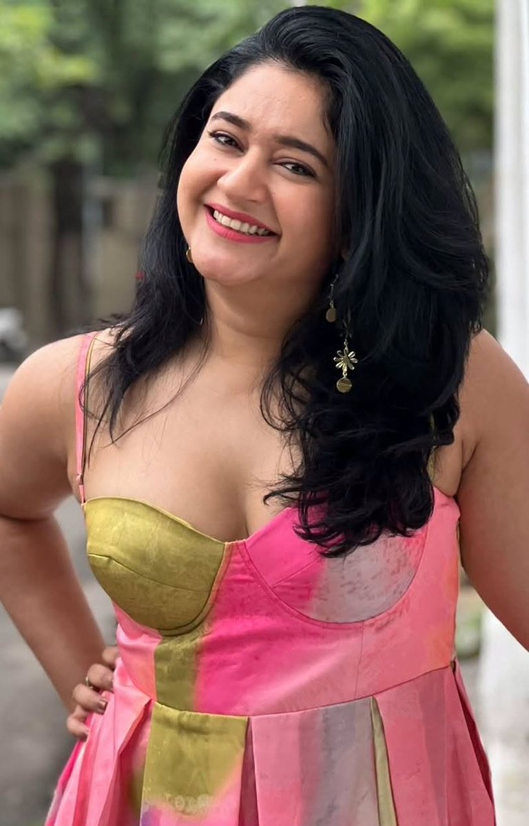 Chennaipatrika's tweet photo. #Poonam #PoonamBajwa @Poonam
@PoonamBajwa #BollywoodBeauty #FashionIcon #CelebrityStyle #Gorgeous #actresslifestyle #Kollywood #tollywood #bollywoodstyle #bollywoodbeauty #bollywoodqueen #sandalwood #chennaipatrika #entertaiment #BollywoodStyle #sandalwood
@Chennaipatrika https://t.co/wR4A9Cw8GZ