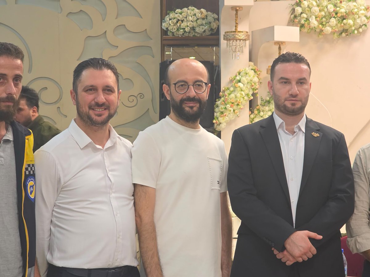 monzersallal's tweet photo. We were honored by the participation of the Ministry of Interior’s spokesperson, Mr. Nour Al-Din Al-Baba, in the first Community Dialogue Workshop organized by @StabUnit in Al-Ashrafiyeh and Sheikh Maqsoud neighborhoods in #Aleppo, as part of the Community Participation Project. https://t.co/PnzAI7VpxL