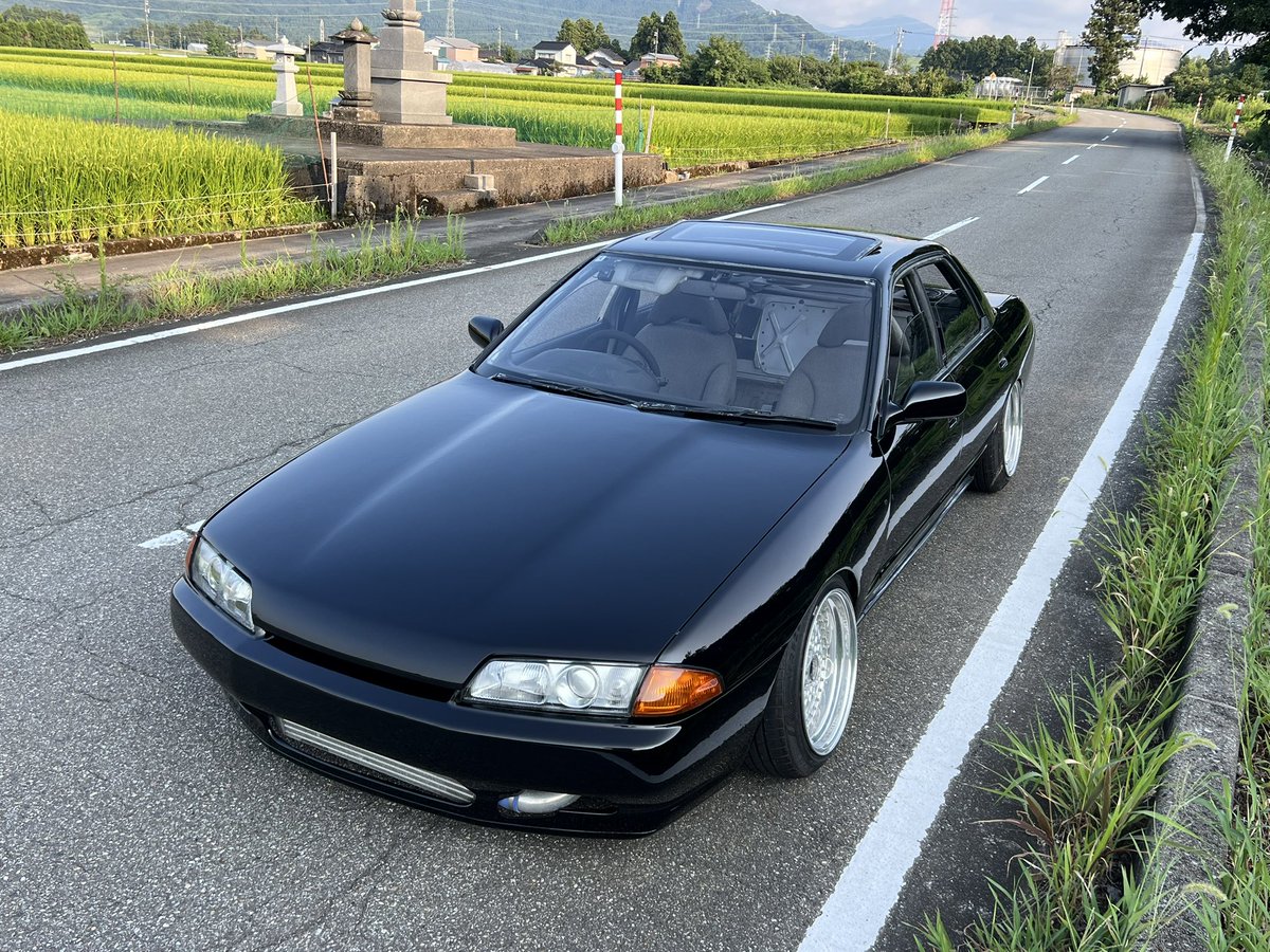 use_smi1e's tweet photo. できた〜
やっぱ薄い車はかっこいい！ https://t.co/wksGWJsD3a