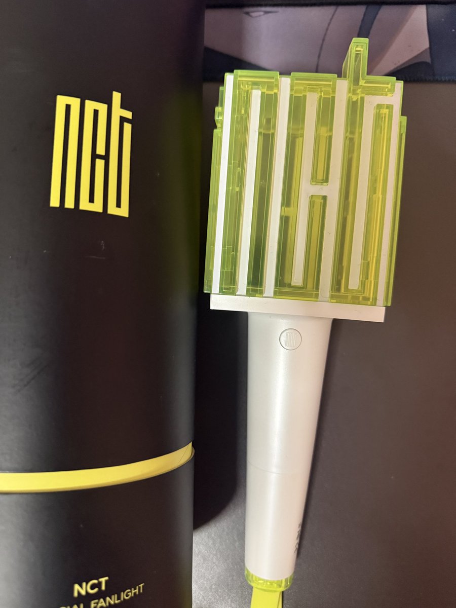 meemind_'s tweet photo. ขายแท่งไฟ nct V.1 590.- รวมส่งค่ะ
สนใจ dm สอบถามได้เลยนะคะ

ปล. ส่งของให้วันพรุ่งนี้นะคะ🥹

#ตลาดนัดnct https://t.co/RWxOBPBmer