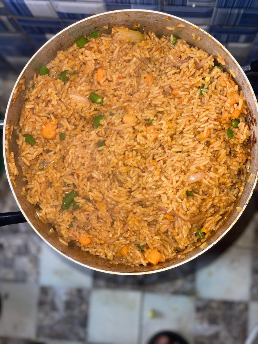 Midaz_crypt's tweet photo. Sunday rice made me
I dey cooook 💯🔥 https://t.co/KV0eknOkg3
