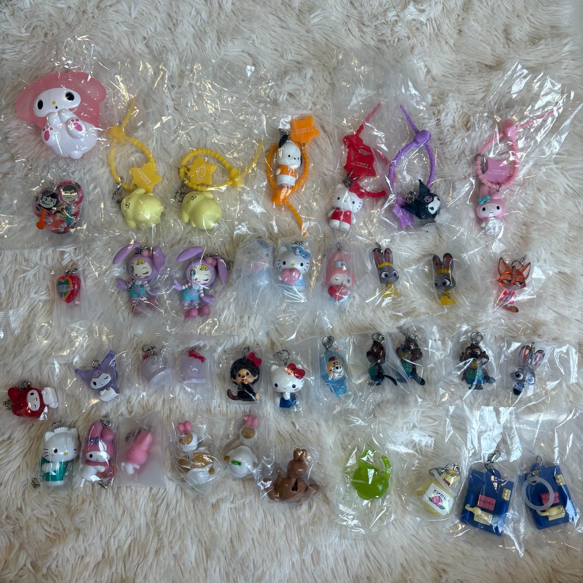 ___sihd82's tweet photo. ガチャガチャ めじるしアクセサリー 交換

求┆リプ欄参照
　　リルアラモード（さくらんぼスイング　
　　→ムース、めじるし第3弾全種）
       マイスウィートピアノ、キキララ関連　　
　　等かわいいもの検討

譲┆画像1〜3枚目

郵送での交換希望です📮
お気軽にお声掛けください！ https://t.co/1KHstGZsWu