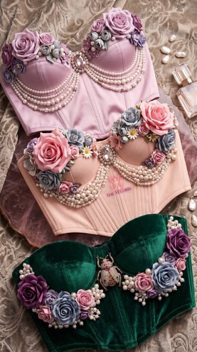 gentleescape's tweet photo. luxury floral corset and bustier styling ideas https://t.co/Q3pI8JbRnt
