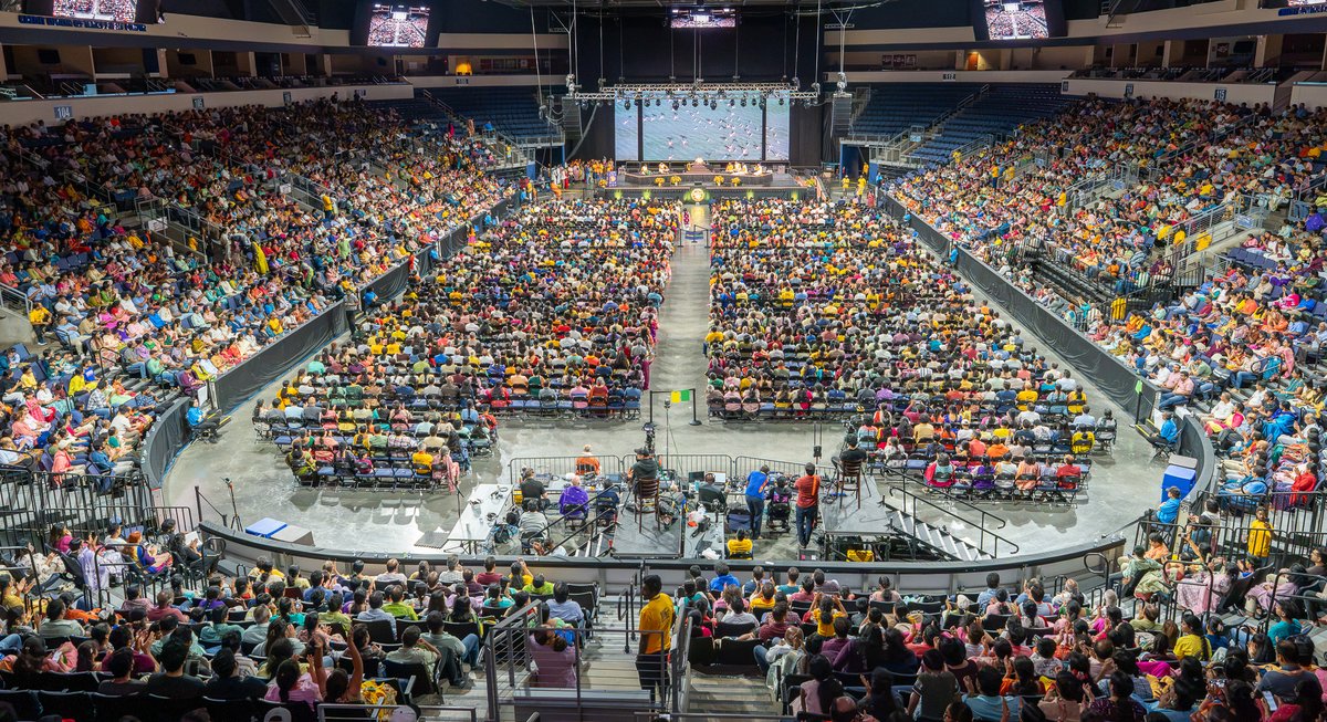 SgsSwamiji's tweet photo. Swarna Yatra Raga Sagara • Music for Meditation • CUTX Event Center, Allen, TX, USA • 1 Aug 2026

#sgsswamiji #swarnayatra #swarnayatra2026 #sgsashrama #dattapeetham #avadhootadattapeetham https://t.co/eX3sfEp7o4