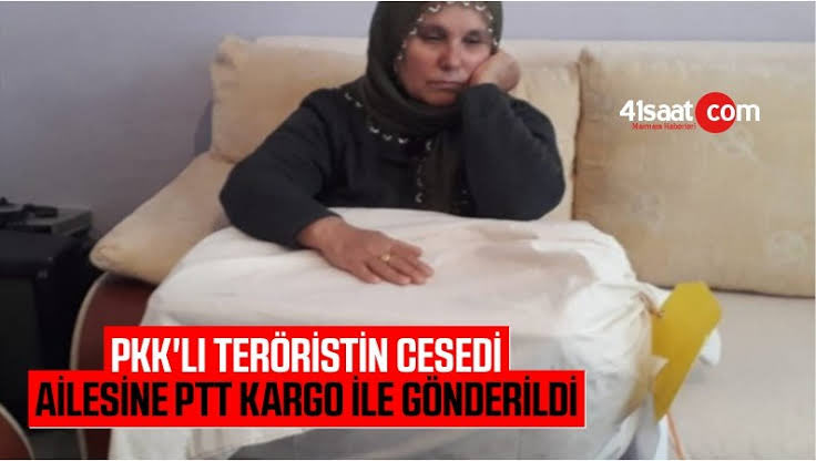 SarSevdas's tweet photo. @BombasticFranky @turkcubirkiz0 Sayın bezmenler lütfen açarmısınız kapıyı KARGONUZ GELDİ https://t.co/PizwM8WJz1